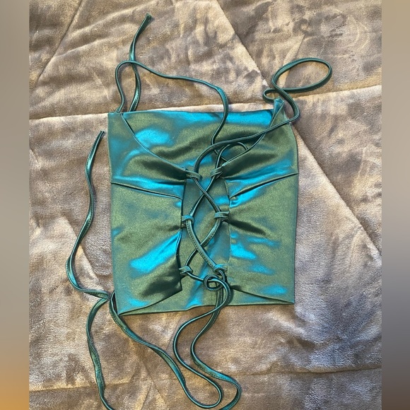 Green SHEIN satin strappy top size medium! - Picture 2 of 3
